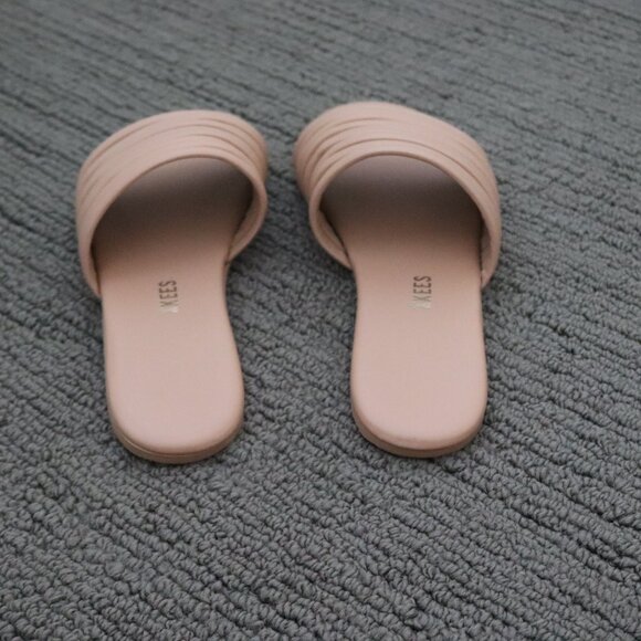 BRAND NEW Tkees Caro Sandal Color POUT Size 7 - Picture 4 of 6